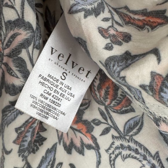 Velvet Brand Patterned Blouse - Picture 4 of 4